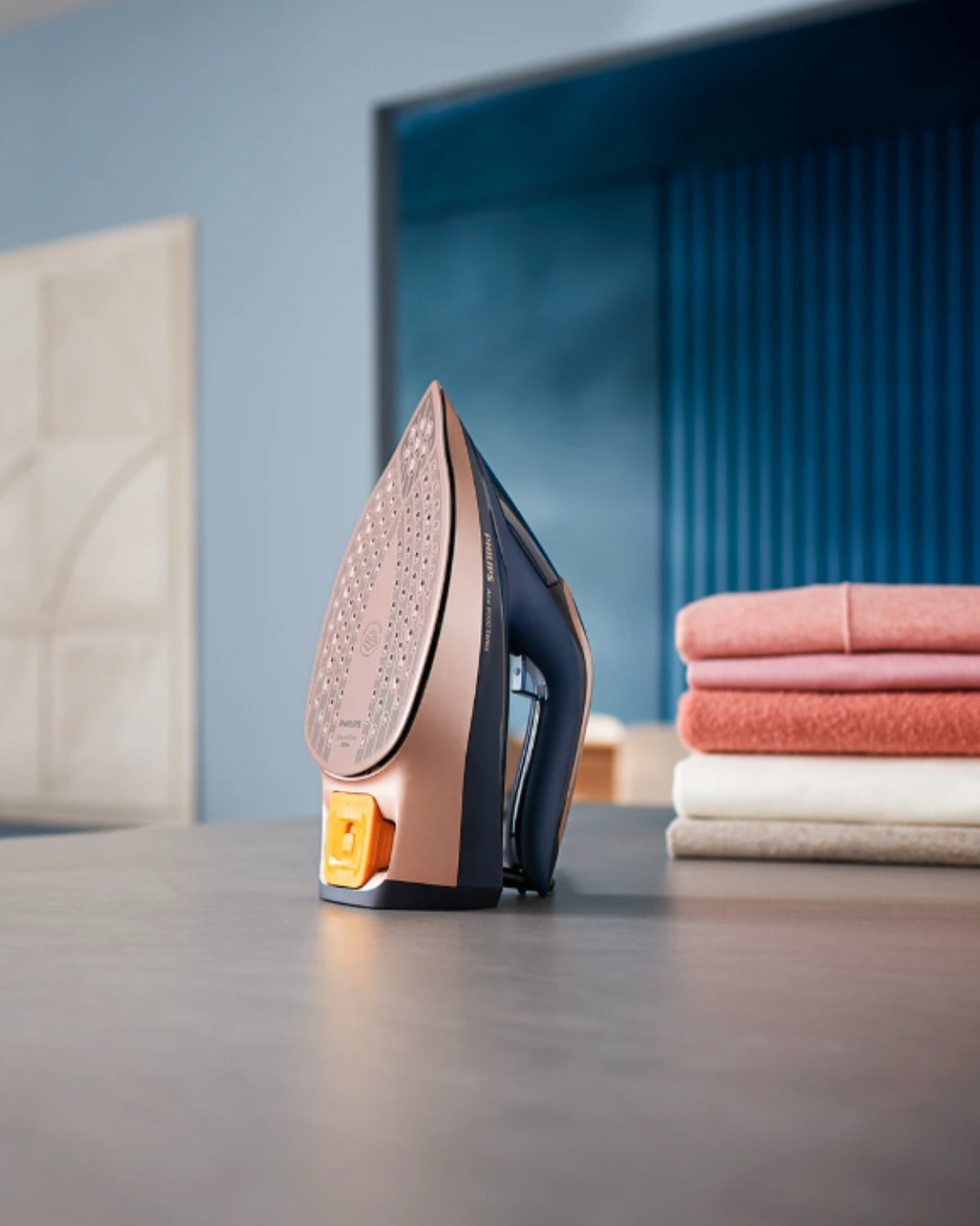 Philips Azur 8000 Serisi DST8050/20 3000 W Buharlı Ütü